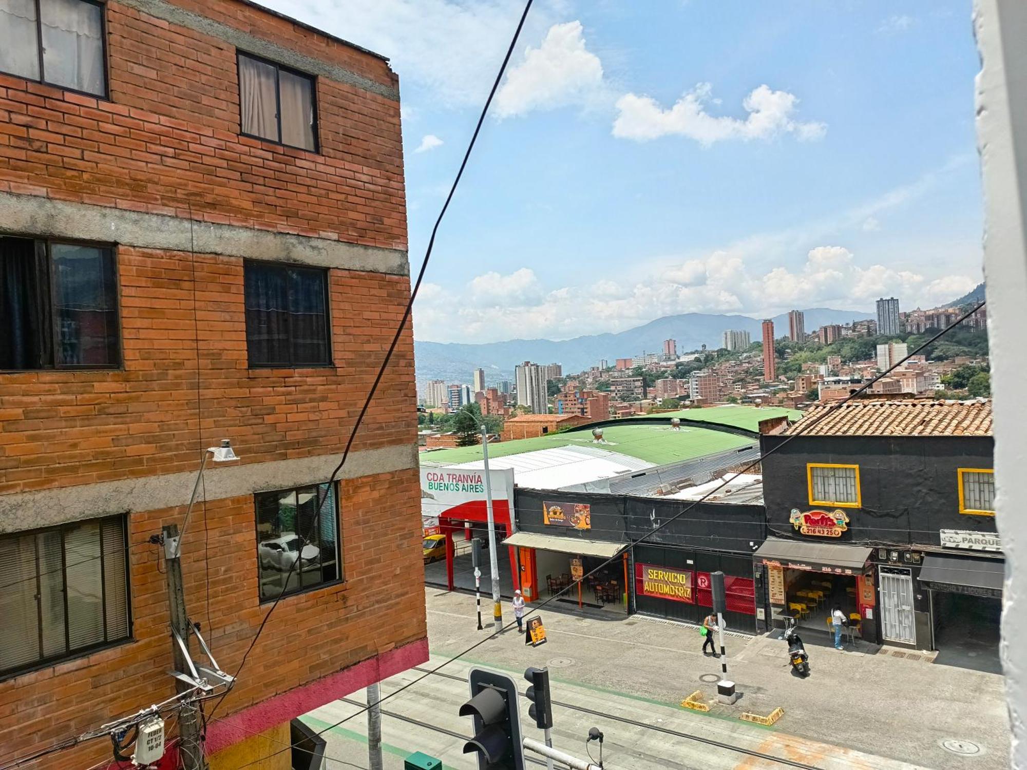 Hotel Buenos Aires Central Medellín Zewnętrze zdjęcie