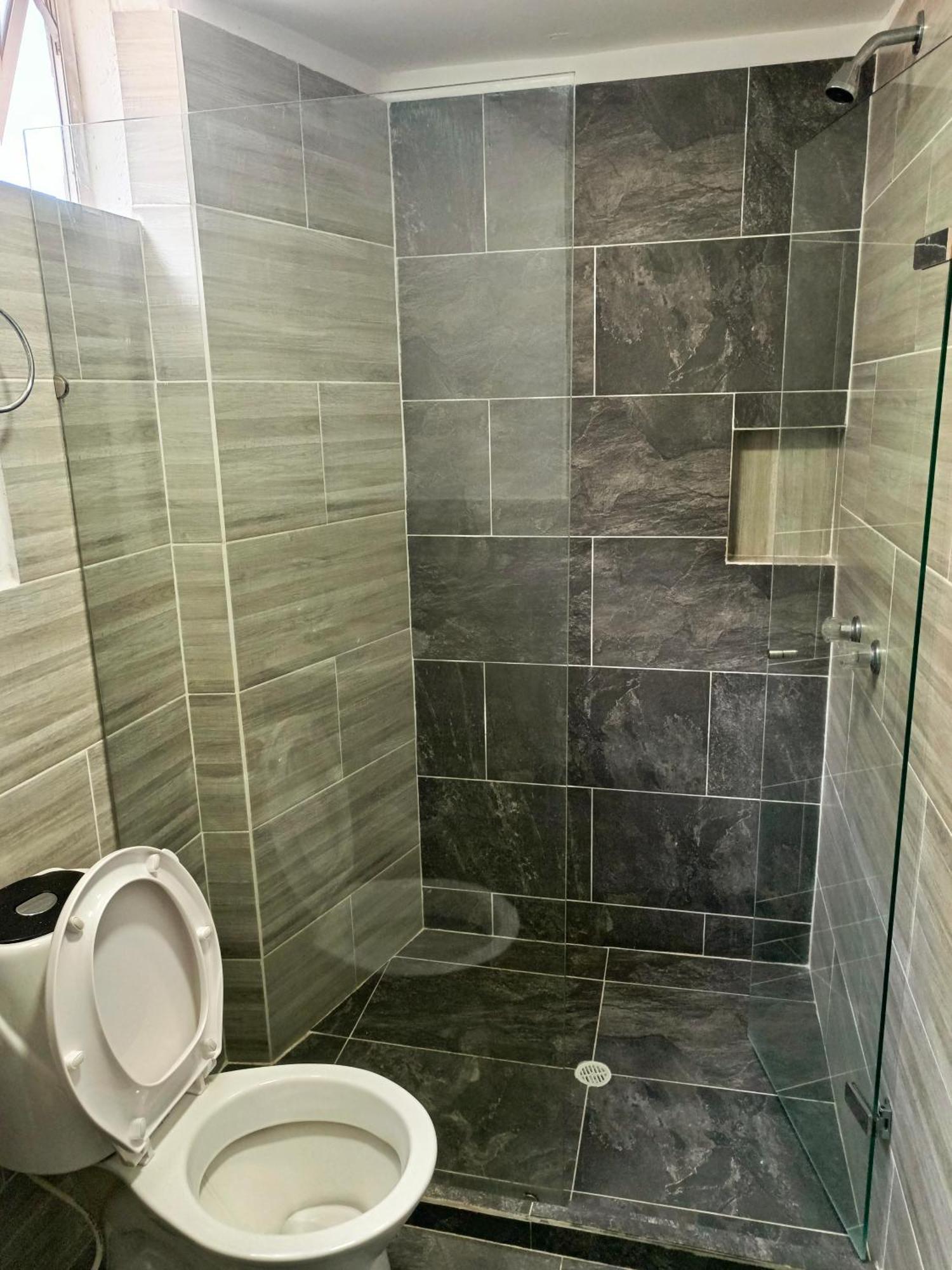 Hotel Buenos Aires Central Medellín Zewnętrze zdjęcie