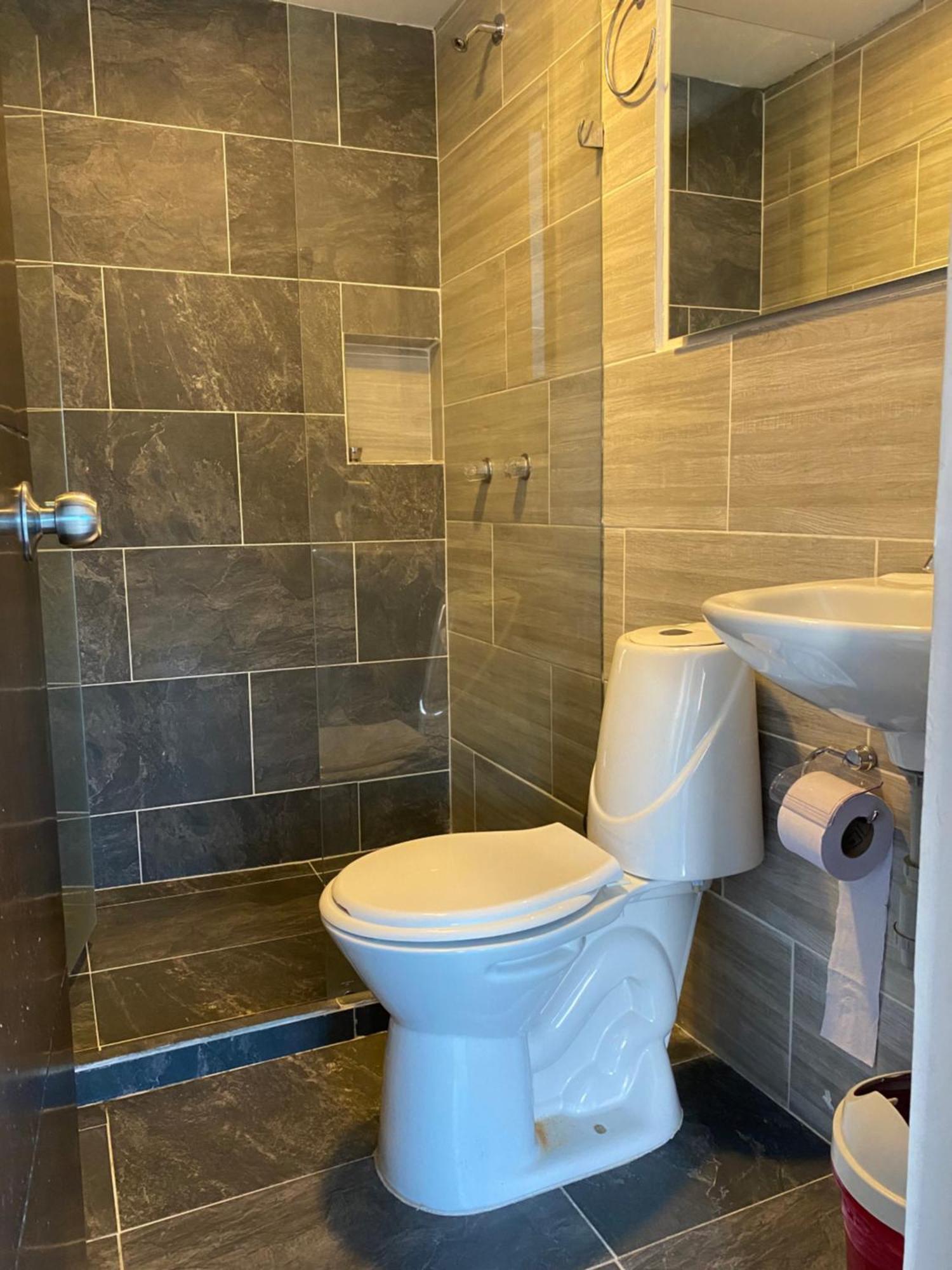 Hotel Buenos Aires Central Medellín Zewnętrze zdjęcie