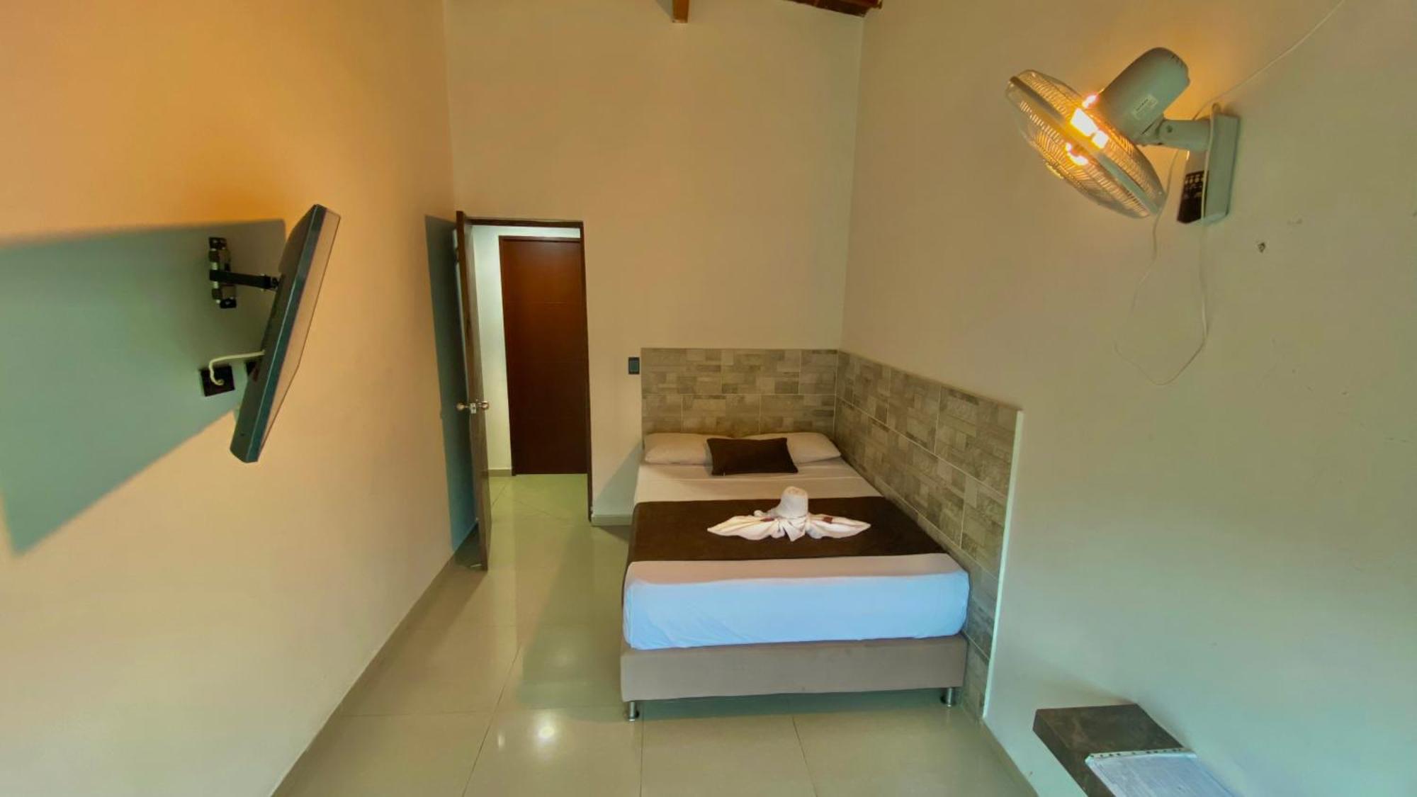 Hotel Buenos Aires Central Medellín Zewnętrze zdjęcie