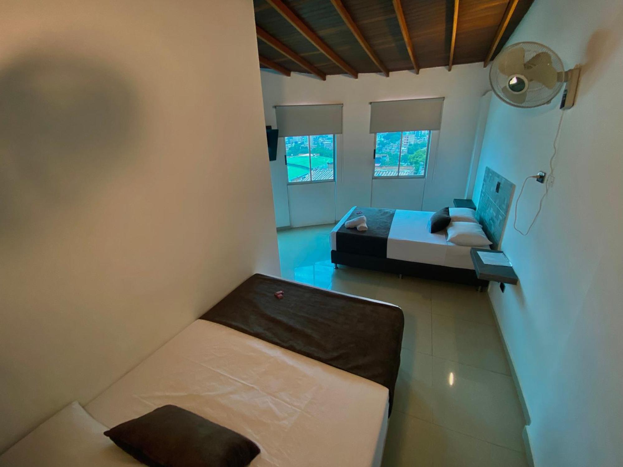 Hotel Buenos Aires Central Medellín Zewnętrze zdjęcie